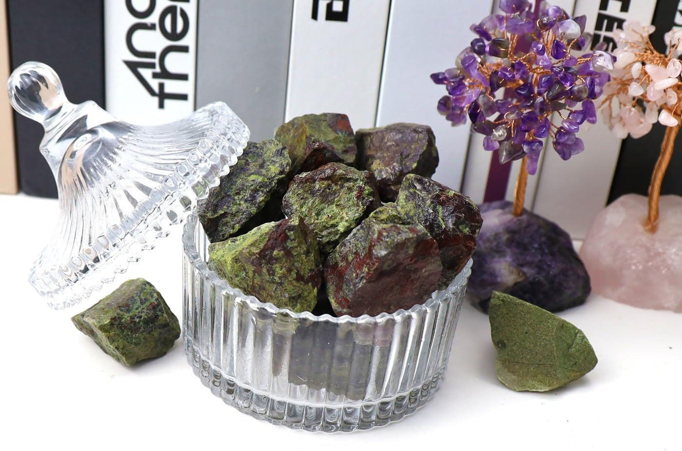 Bulk Dragon Bloodstone Healing Crystals Large 1" Natural Raw Stones Crystal for Reiki Healing, Wicca, witchcraft, Tumbling, Cabbing, Fountain Rocks, Decoration, Polishing