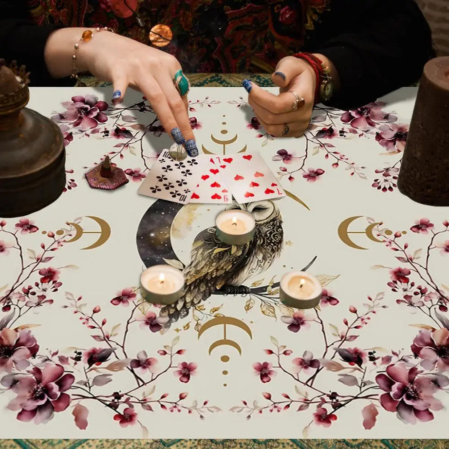 Tarot Tablecloth Moon Phase Flower AnimalAltar Cloth Pagan Clock Astrology Pendulum Divinations Oracle Card Mat Home
